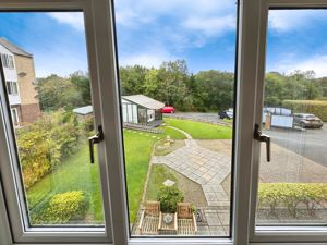 Photo 7- click for photo gallery